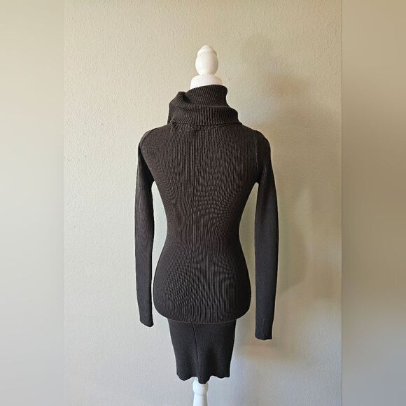 Aritzia Babaton The Group Stefanik Ribbed Long Sleeve Grey Turtleneck Dress XXS - Picture 3 of 8